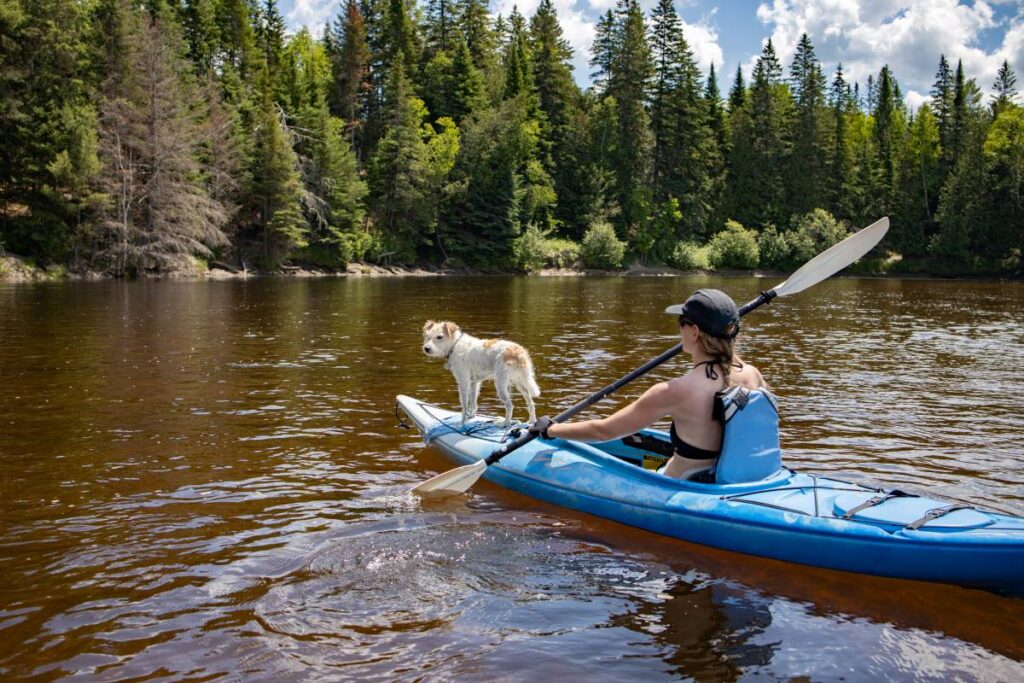 Découvrez comment optimiser vos vacances et vos jours fériés au Québec en 2025.